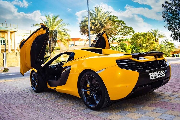 How to save money while buying a car