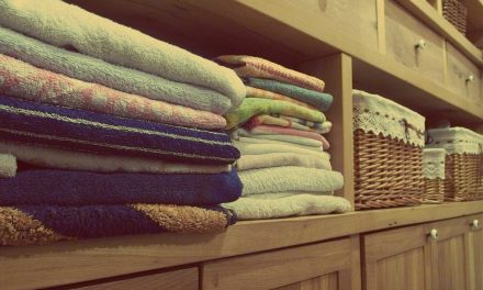 How to Teach Your Kids Basic Household Chores While They’re Young