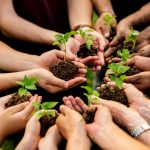 5 Ways to Get Your Family Involved in Community Charities