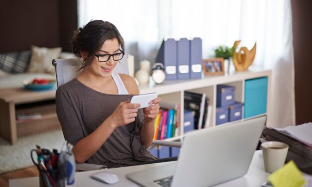 How To Balance Your Work Life & Social Life