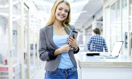 Everything To Know About The Image Consultant Course