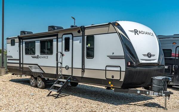 Customizing Options Offered in New 2021 Cruiser Radiance Ultra Lite 26KB