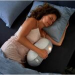 DIFFERENT TYPES OF PILLOWS AND THEIR USAGE